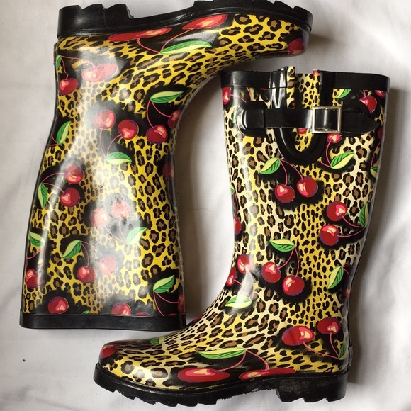 Chooka Signature Size 7 Rain Boots - Picture 3 of 7